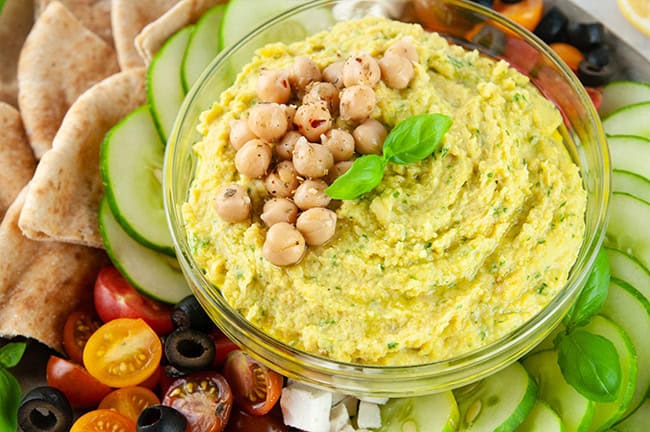 Lemon Pesto Hummus with veggies