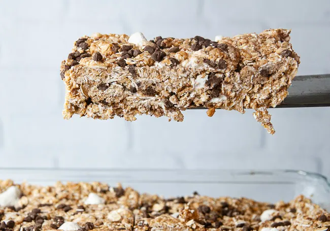 No bake s'mores granola bars make a delicious kid friendly snack.