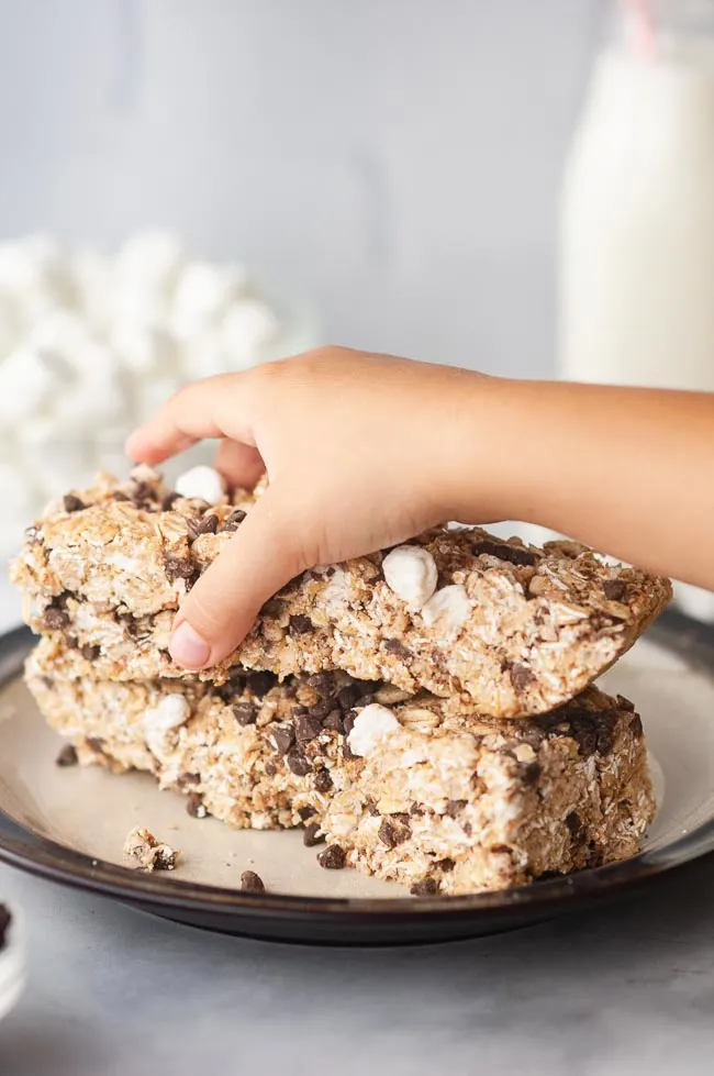 Kids love these homemade granola bars and can help make them!