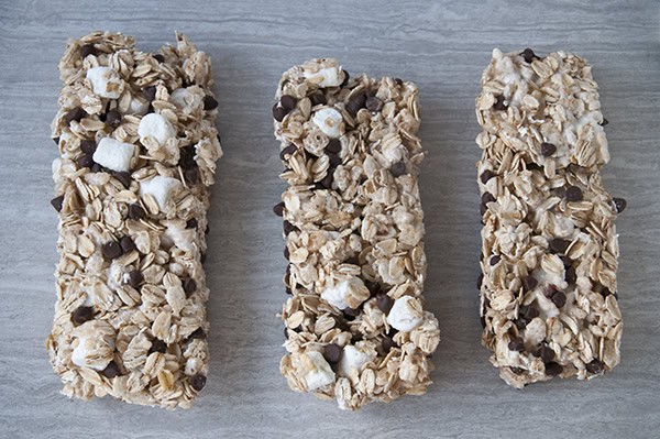 No Bake S'mores Granola Bars