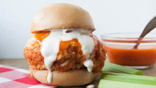 Metal linje forholdet udvide Stuffed Buffalo Chicken Burgers - Seasoned Sprinkles