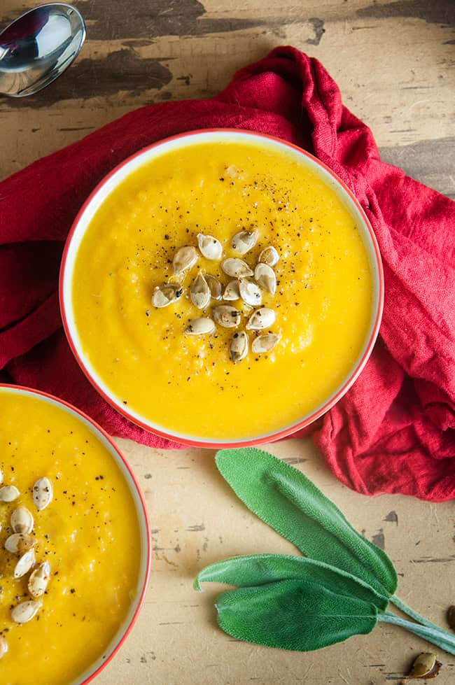 Easy Roasted Butternut Squash Soup