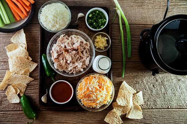 Crockpot Cheesy Buffalo Chicken Dip