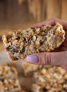 No Bake Peanut Butter Chocolate Chip Granola Bars - Seasoned Sprinkles