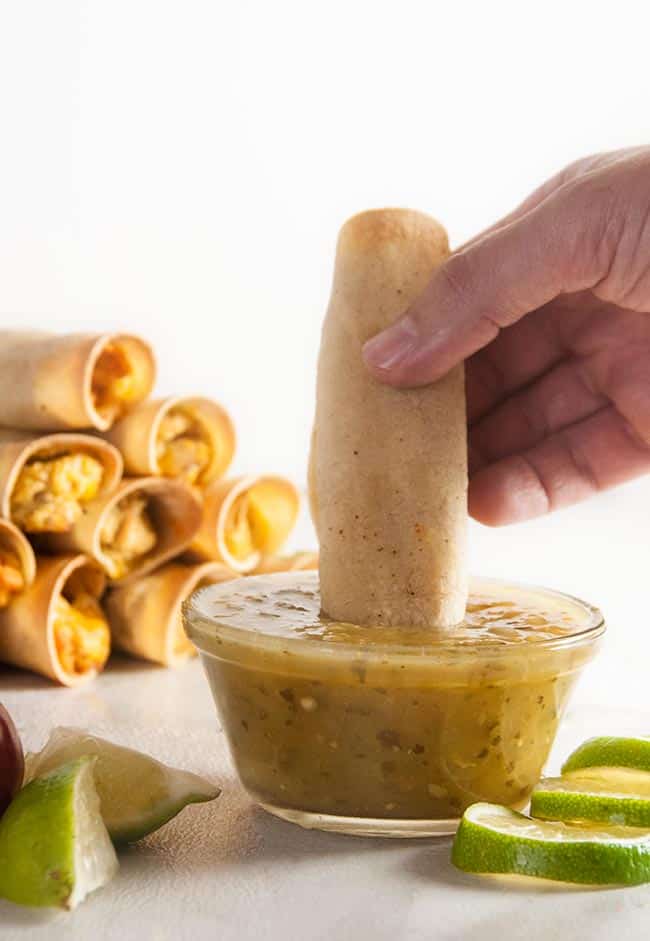 Easy 5 Ingredient Chicken Taquitos