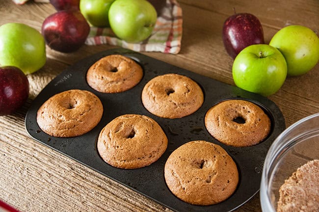 Easy Apple Cider Donuts