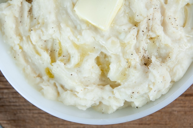 A bowl of Instant Pot mashed potatoes