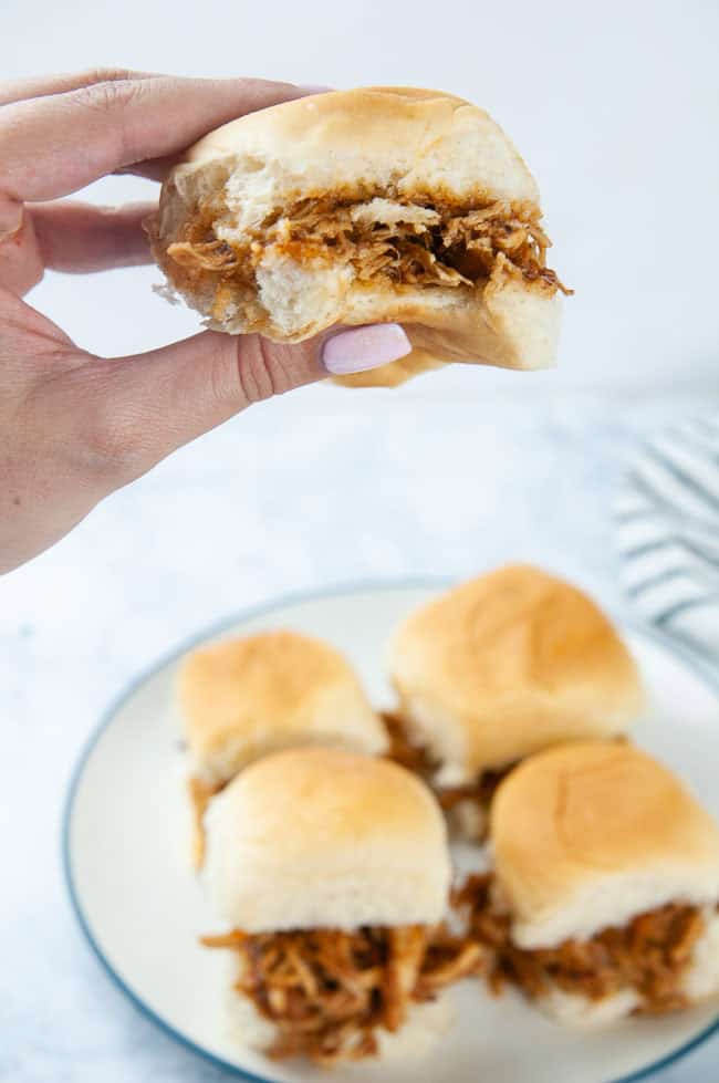 Instant Pot Barbecue Chicken Sandwiches