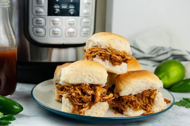 Instant Pot Barbecue Chicken Sandwiches