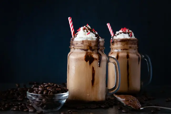 Nutella Frappuccinos are an easy frozen coffee recipe