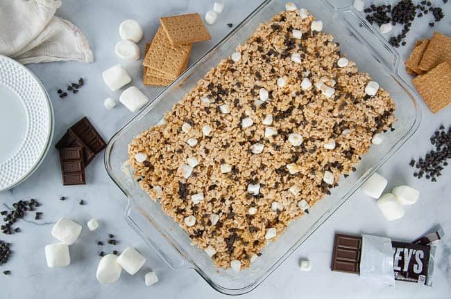 S'mores Rice Krispie Treats make a yummy dessert.