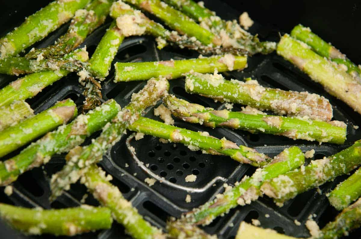 Air Fryer Asparagus with Parmesan Cheese Seasoned Sprinkles