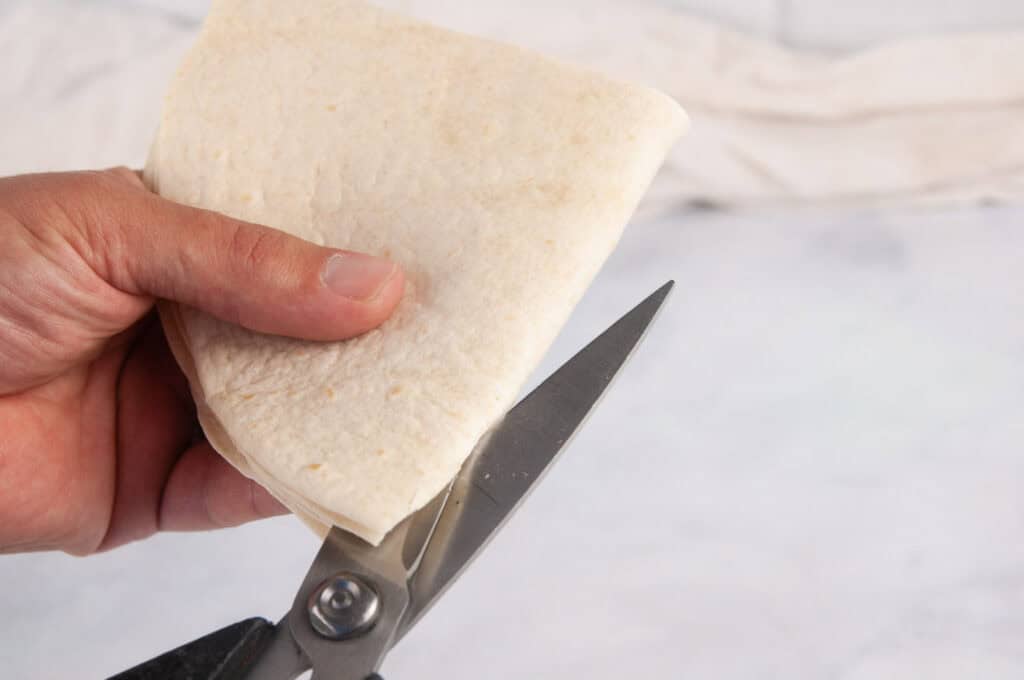 Cut the tortillas.