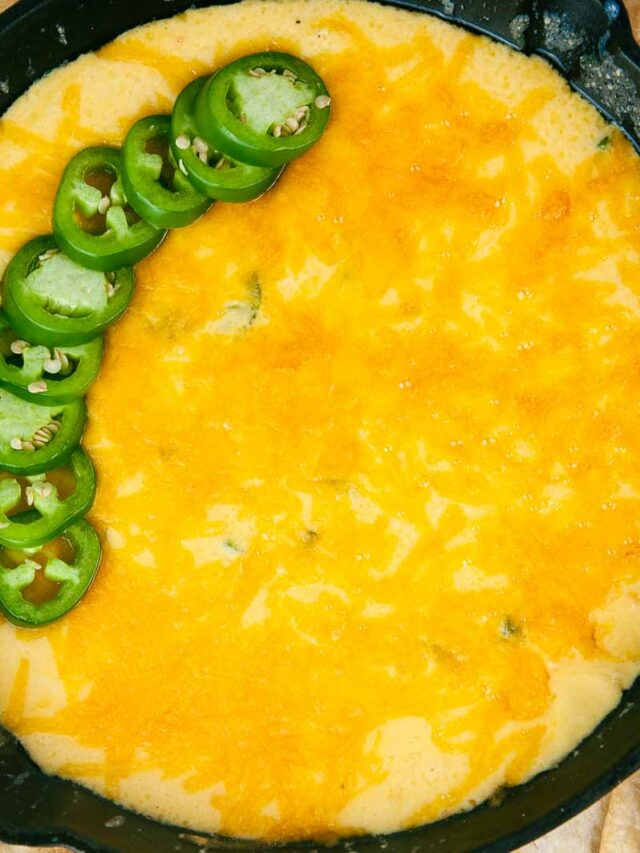 Easy Jalapeno Popper Dip (with Cream Cheese)