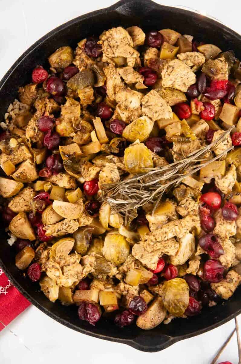 Festive Easy Cranberry Chicken and Rice Skillet Seasoned Sprinkles