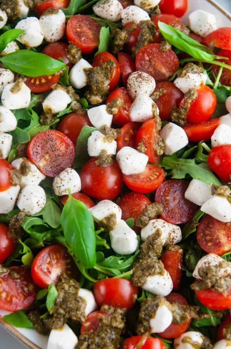 Easy Pesto Caprese Salad (Italian Mozzarella, Tomato, Basil Salad) Seasoned Sprinkles