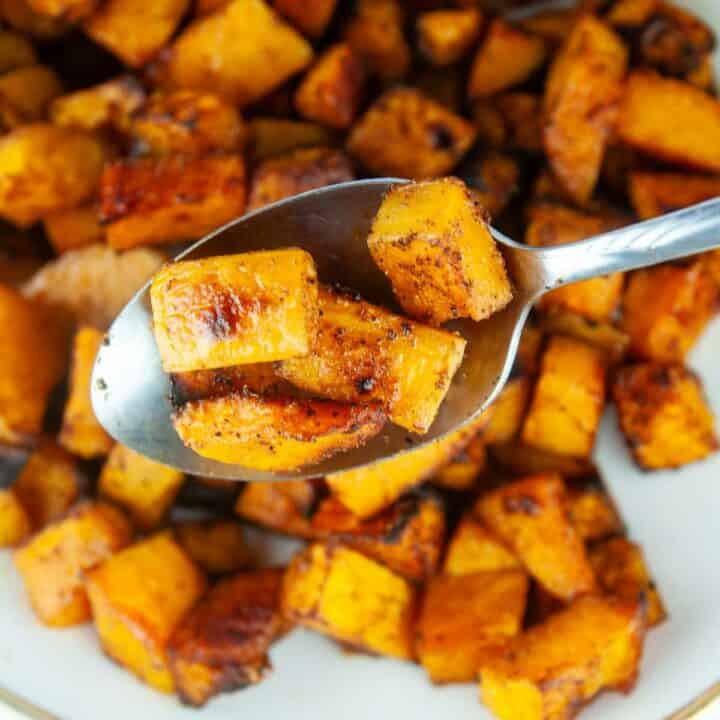 Roasted spice butternut squash is a savory butternut squash recipe with bold flavors like chili powder and garlic. This is a standout variation on traditional sweet roasted squash recipes!